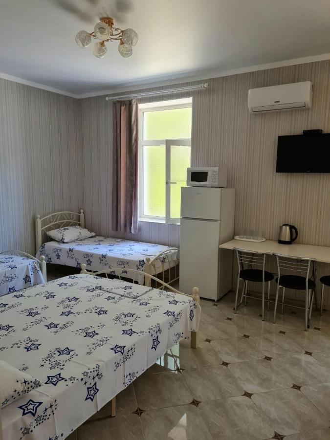 Guest House Gorny Ruchei Gagra Exterior photo