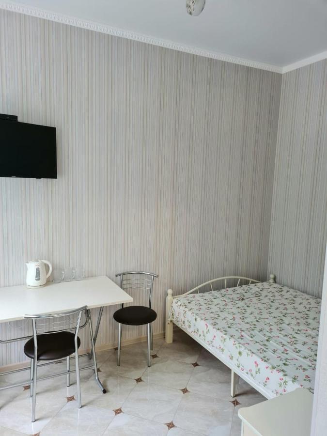 Guest House Gorny Ruchei Gagra Exterior photo