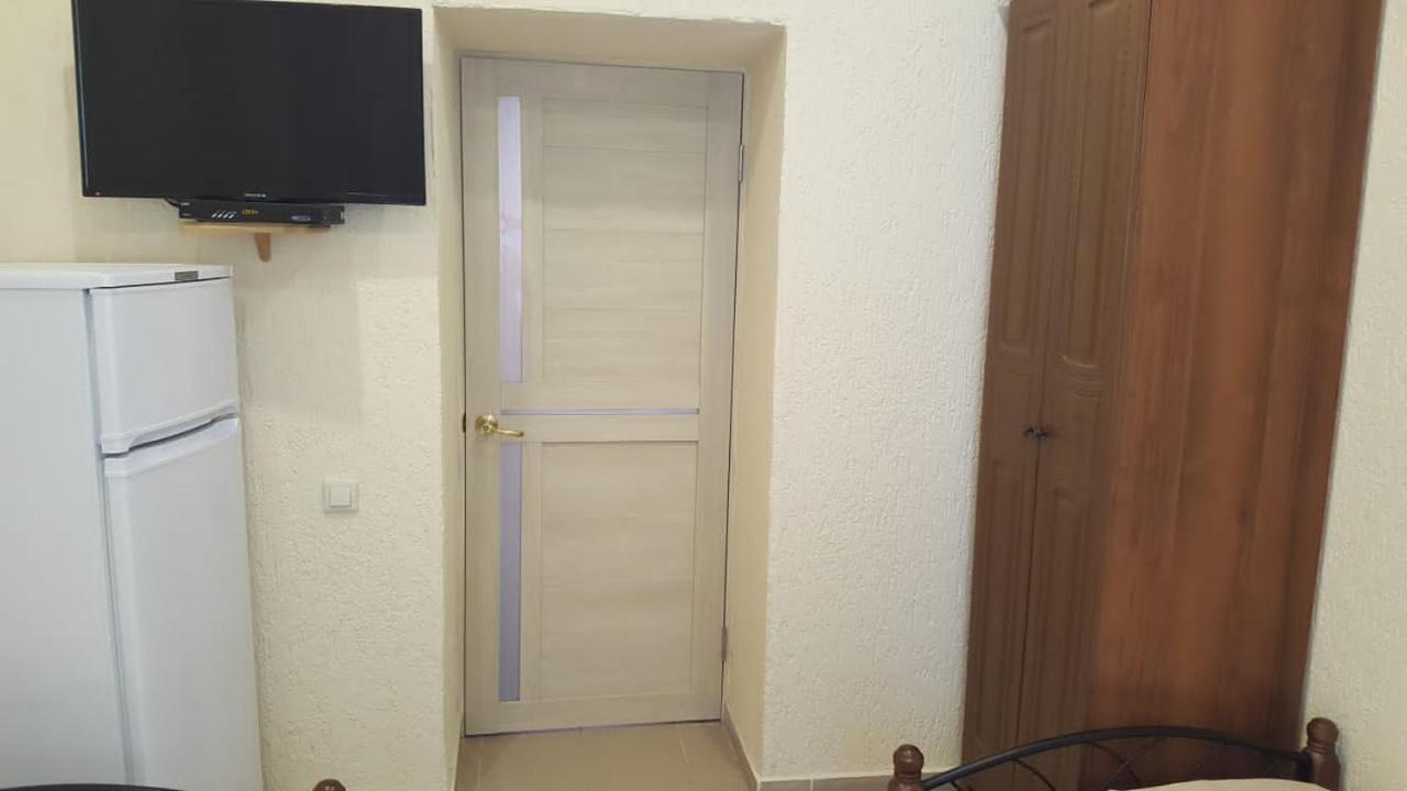 Guest House Gorny Ruchei Gagra Exterior photo