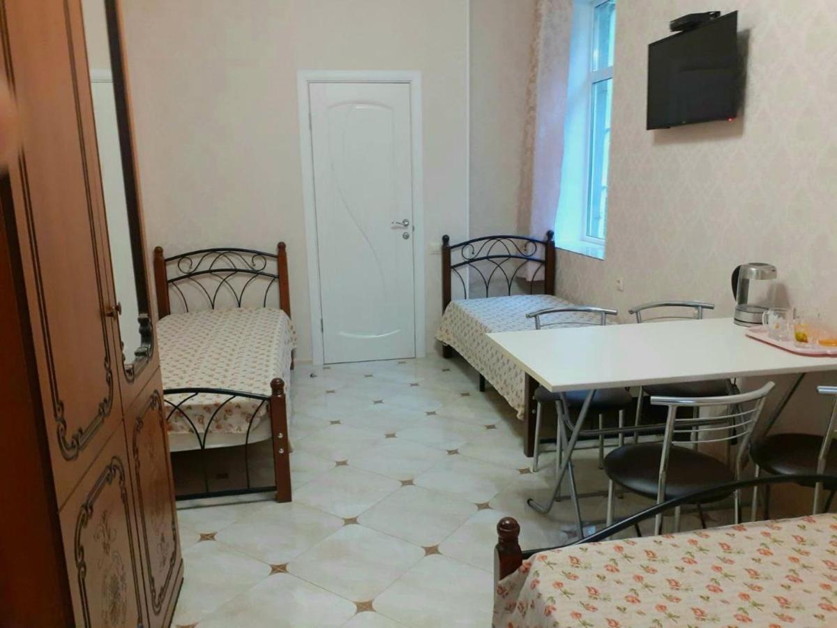 Guest House Gorny Ruchei Gagra Exterior photo